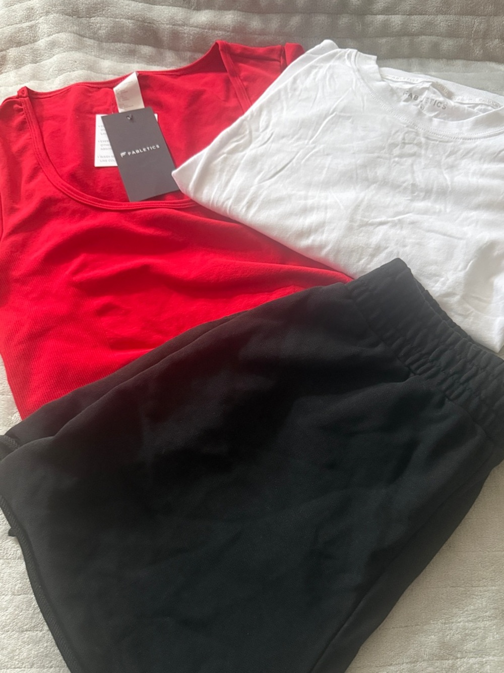 Fabletics Bundle - Picture 1 of 6